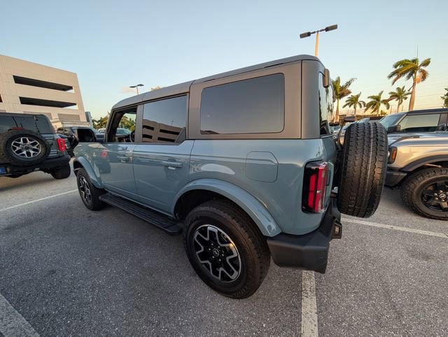 Certified 2023 Ford Bronco Outer Banks AWD/4WD image 2