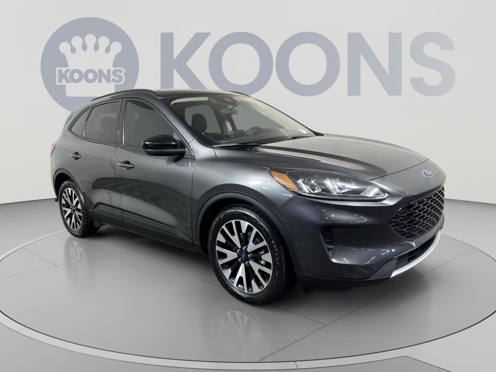 Certified 2020 Ford Escape SE Sport FWD image 2