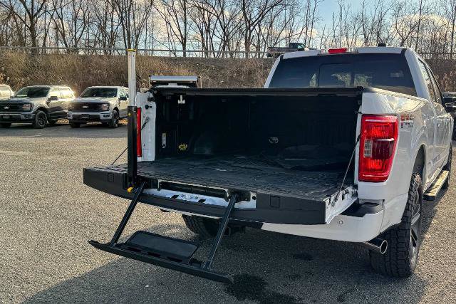 Certified 2022 Ford F150 XLT w/ Equipment Group 302A High image 22