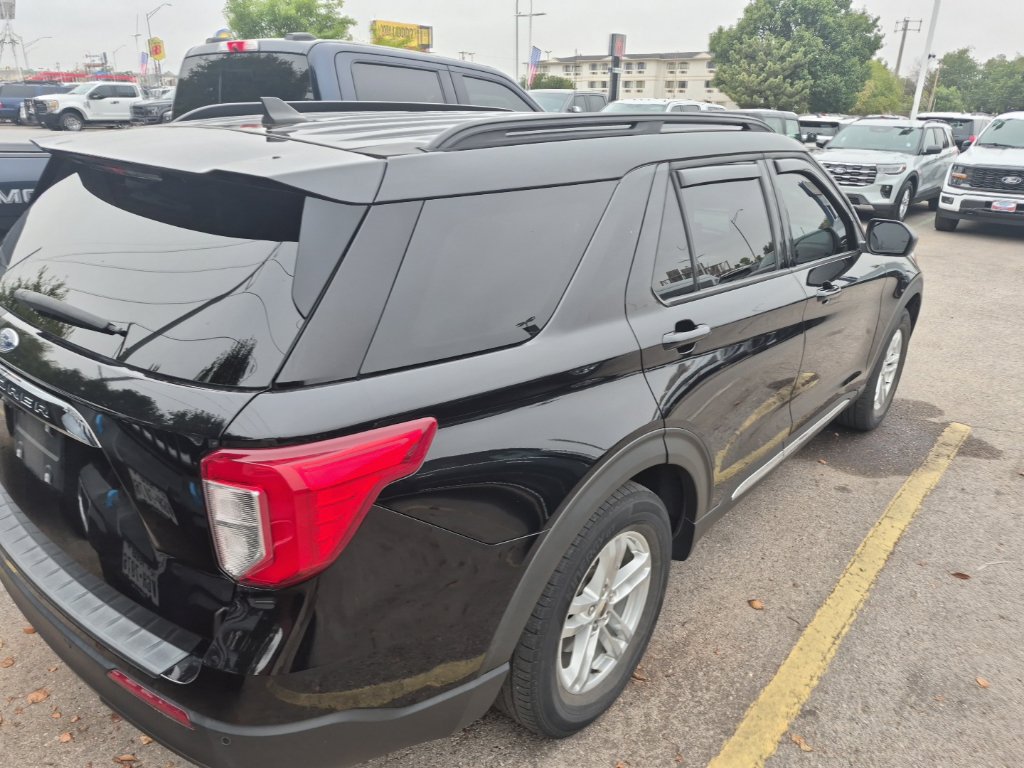 Certified 2022 Ford Explorer XLT RWD image 20
