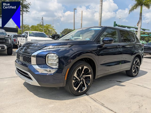 Used 2024 Mitsubishi Outlander SE