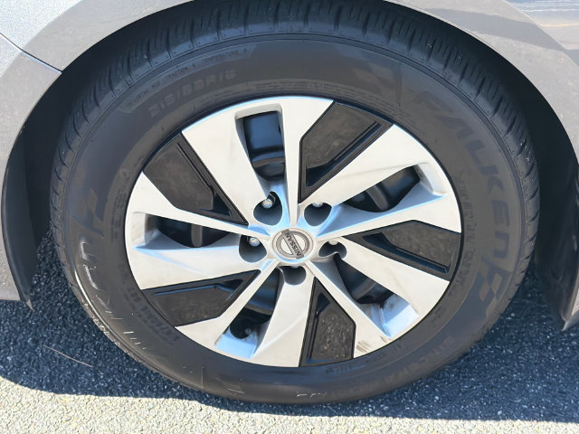 Used 2020 Nissan Altima 2.5 S FWD image 13