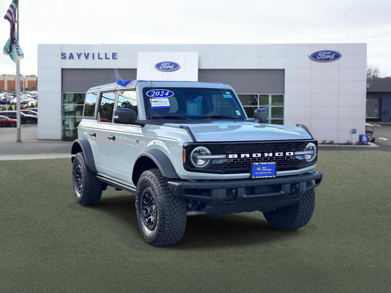 Certified 2024 Ford Bronco Wildtrak AWD/4WD image 6
