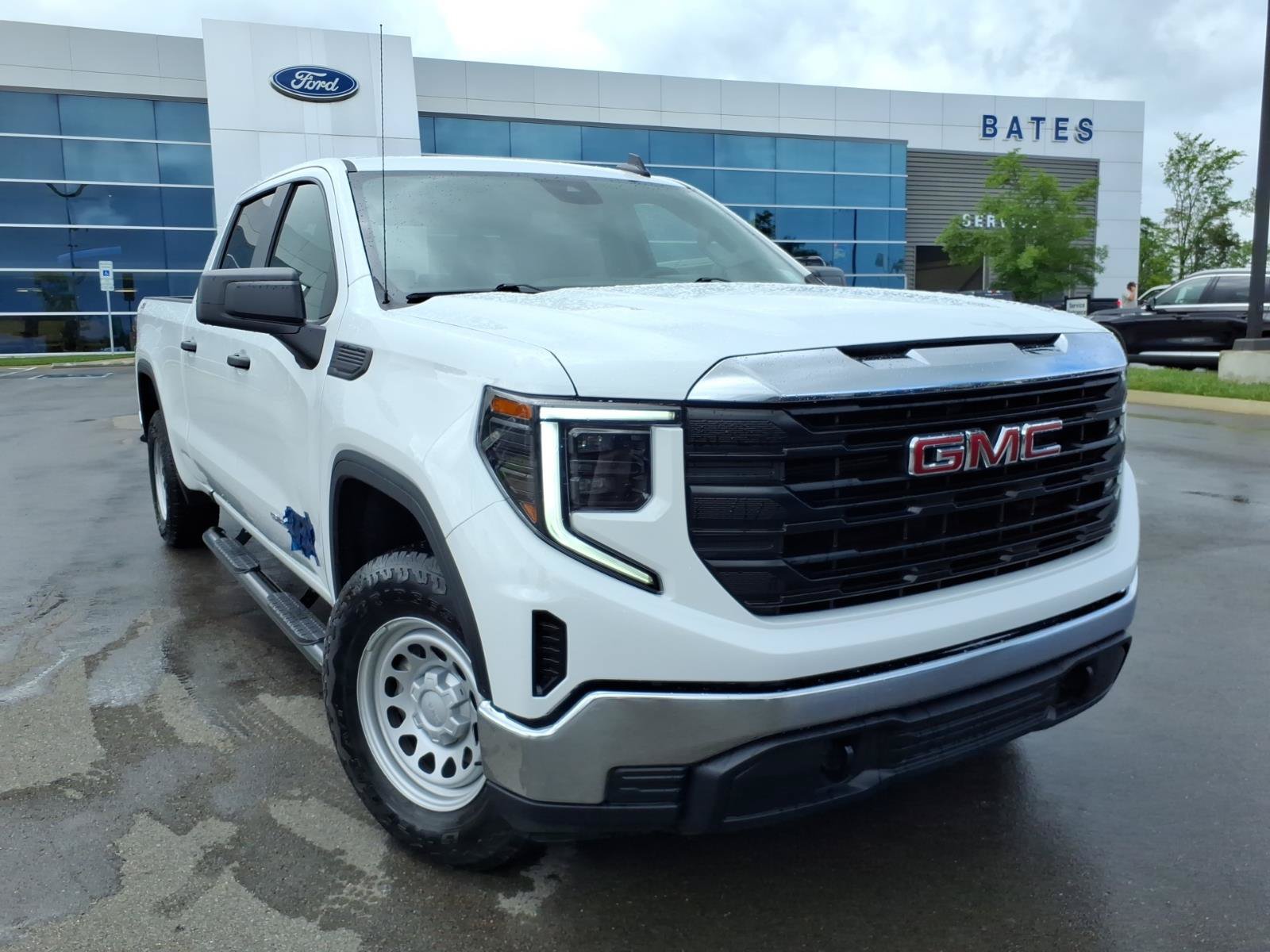 Used 2024 GMC Sierra 1500 Pro w/ Pro Value Package
