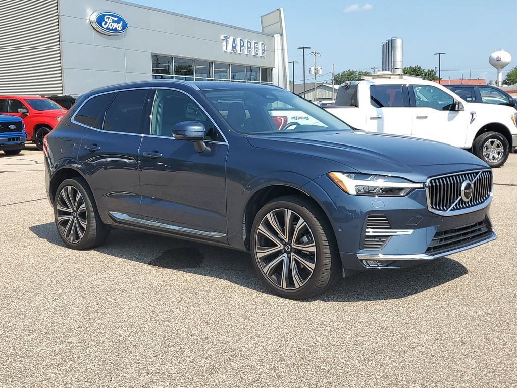 Used 2023 Volvo XC60 B5 Ultimate w/ Climate Package AWD/4WD image 3