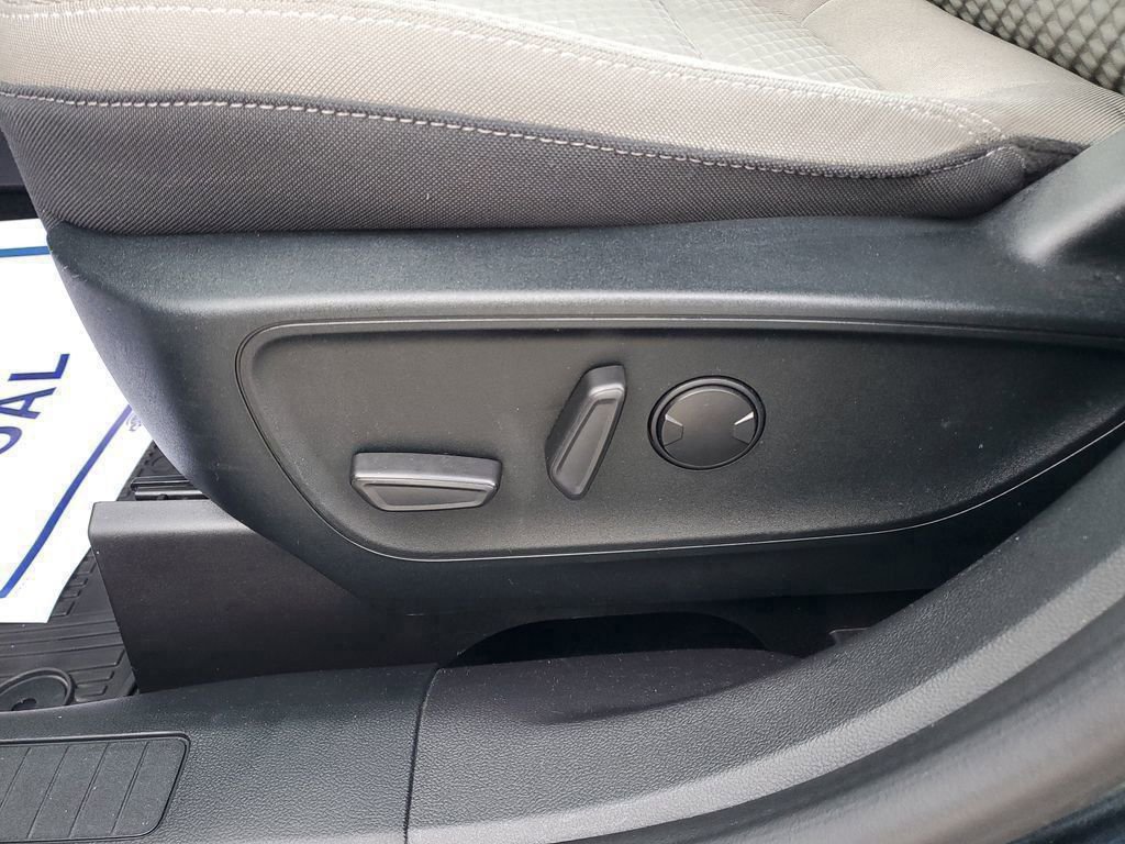 Certified 2022 Ford Escape SE w/ Convenience Package image 18