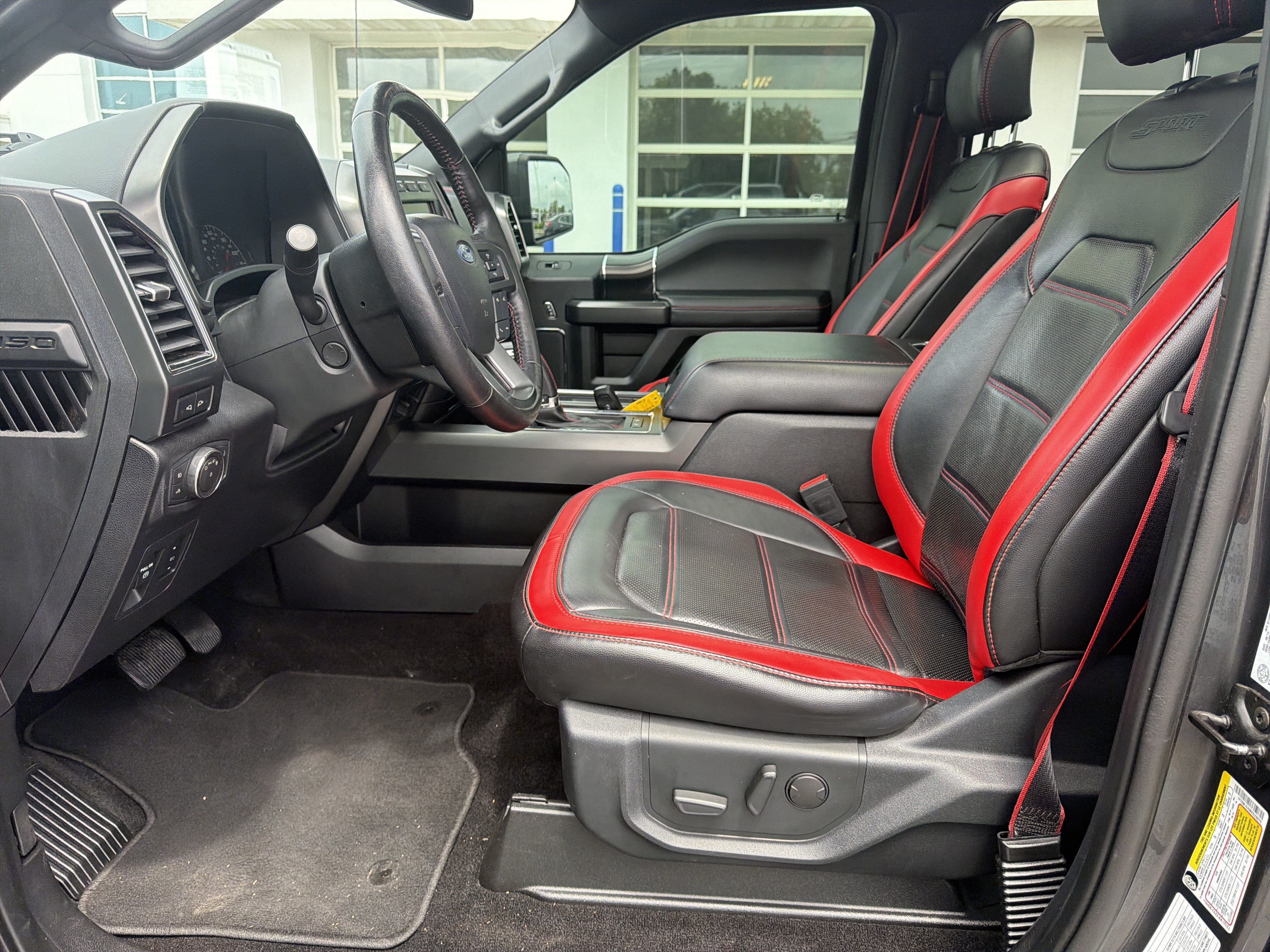Certified 2019 Ford F150 Lariat w/ Equipment Group 502A Luxury AWD/4WD image 26