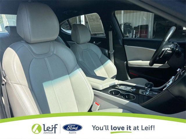 Used 2023 Genesis G70 2.0T image 31