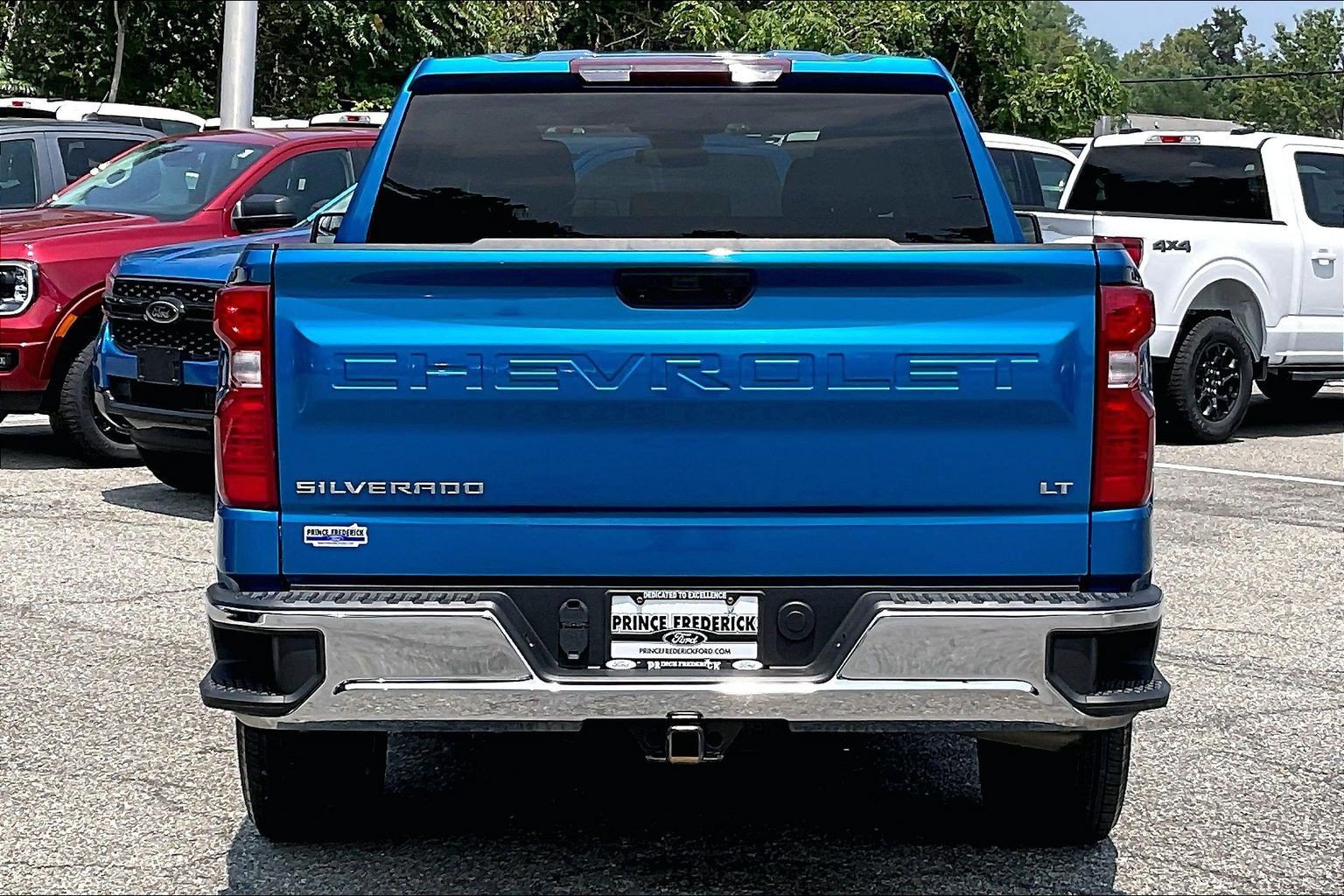 Used 2023 Chevrolet Silverado 1500 LT w/ Protection Package AWD/4WD image 4