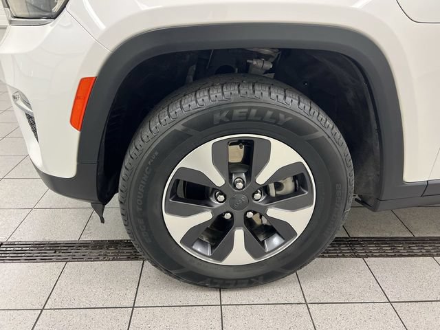 Used 2024 Jeep Grand Cherokee Limited 4xe AWD/4WD image 9