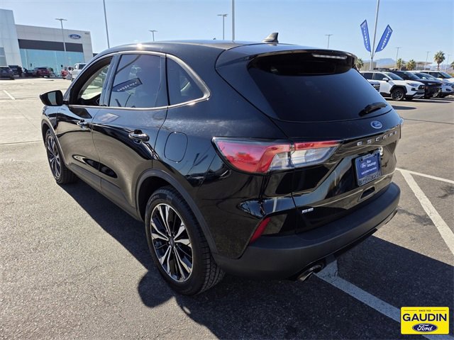 Certified 2022 Ford Escape SE w/ SE Sport Appearance Package image 3