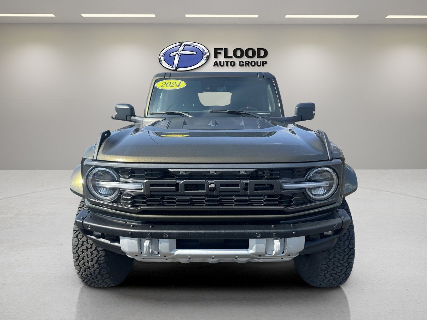 Certified 2024 Ford Bronco Raptor w/ Interior Carbon Fiber Pack 6 AWD/4WD image 2