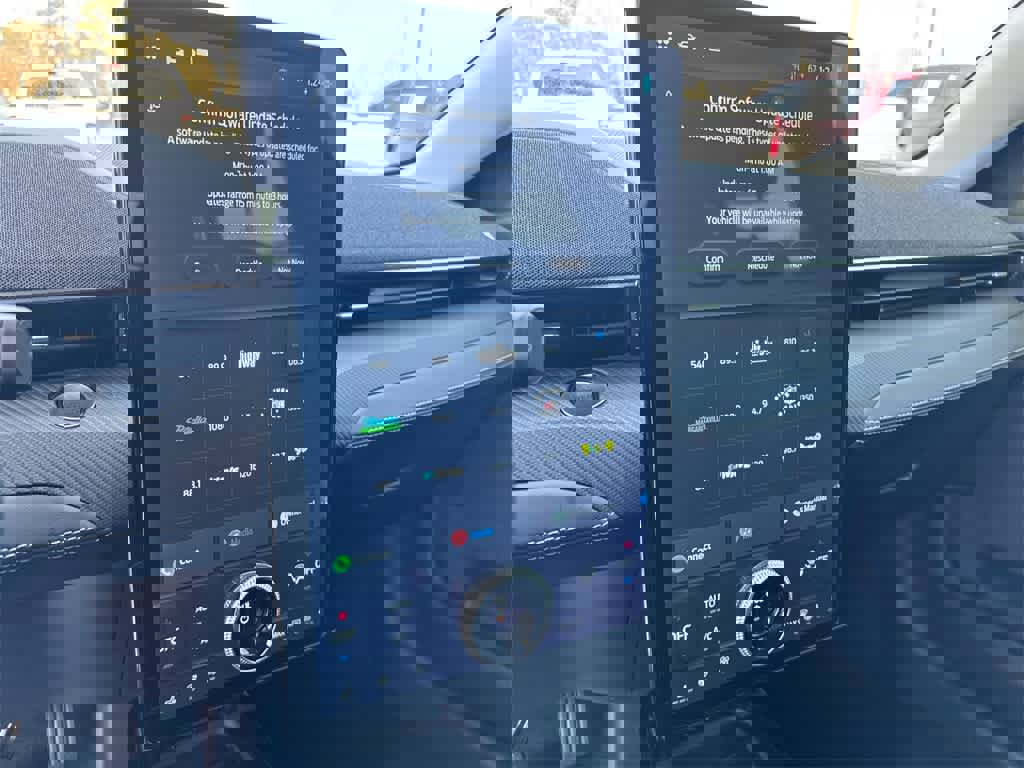 Certified 2025 Ford Mustang Mach-E Premium image 28