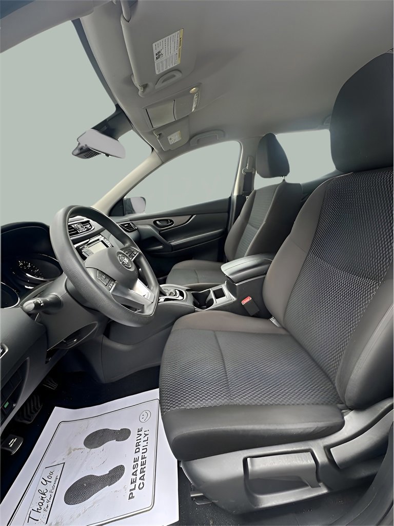 Used 2021 Nissan Rogue Sport S image 12