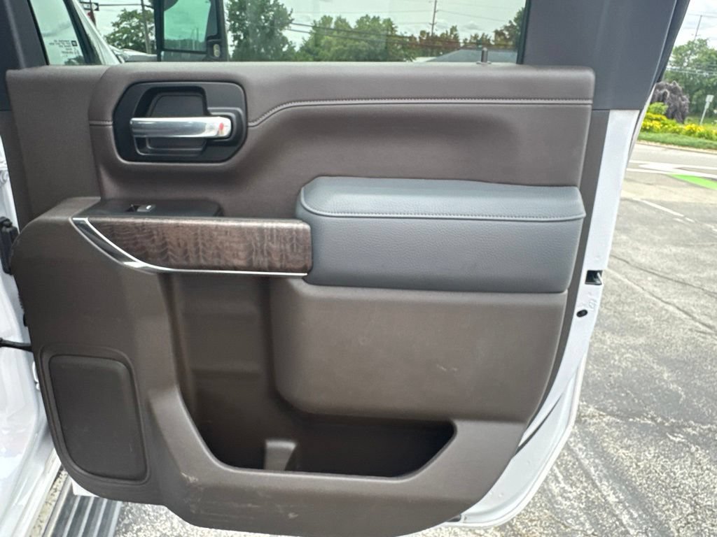 Used 2023 GMC Sierra 2500 Denali w/ Denali Ultimate Package AWD/4WD image 42