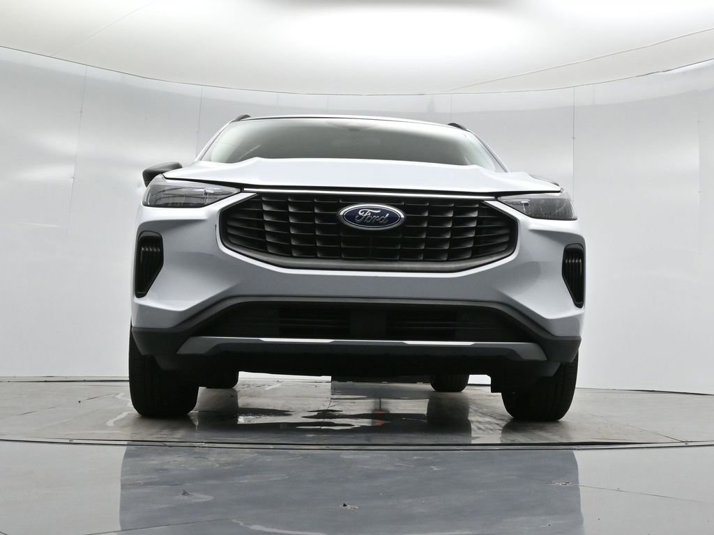 Certified 2025 Ford Escape Active image 32