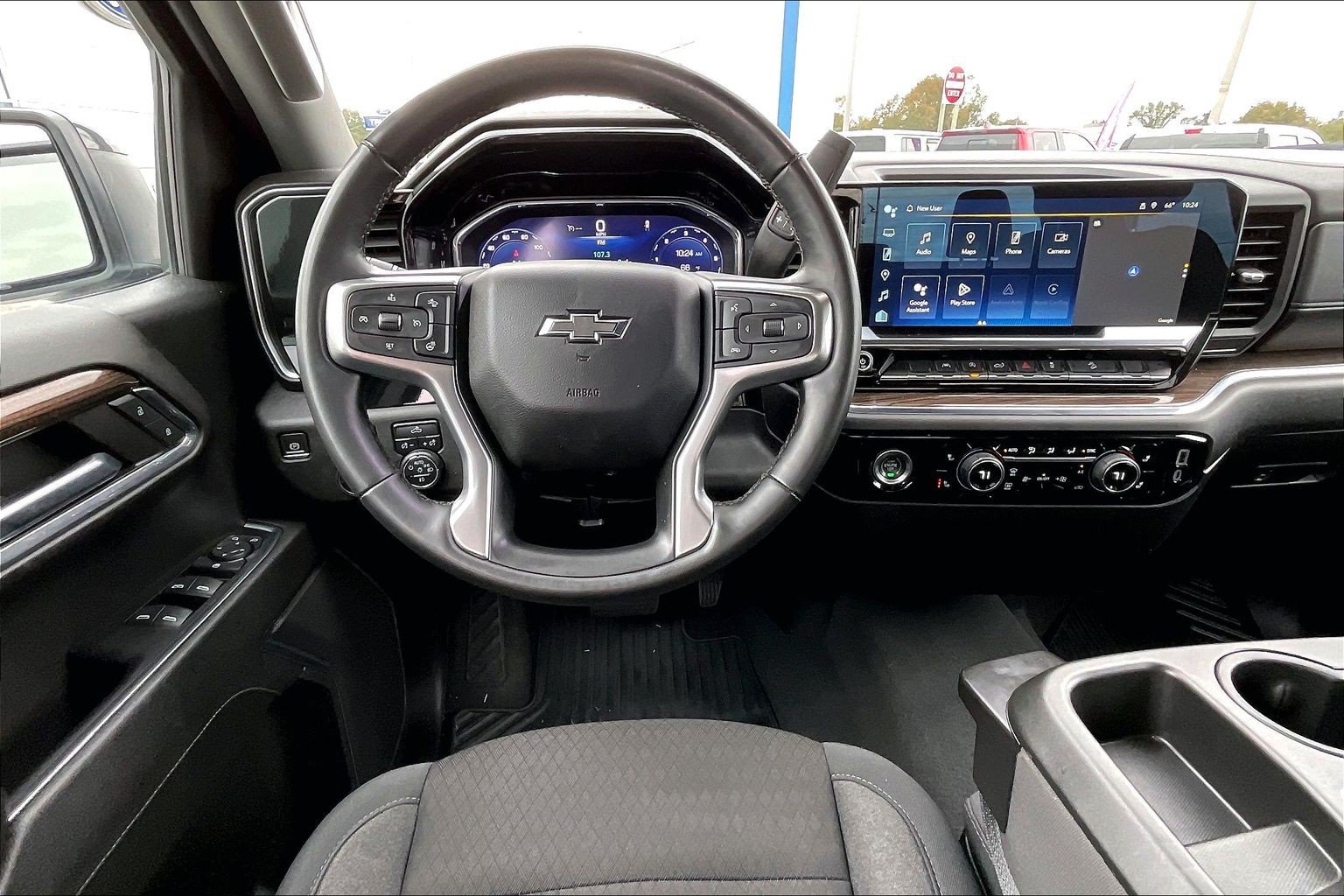 Used 2024 Chevrolet Silverado 1500 RST w/ Z71 Off-Road Package AWD/4WD image 5