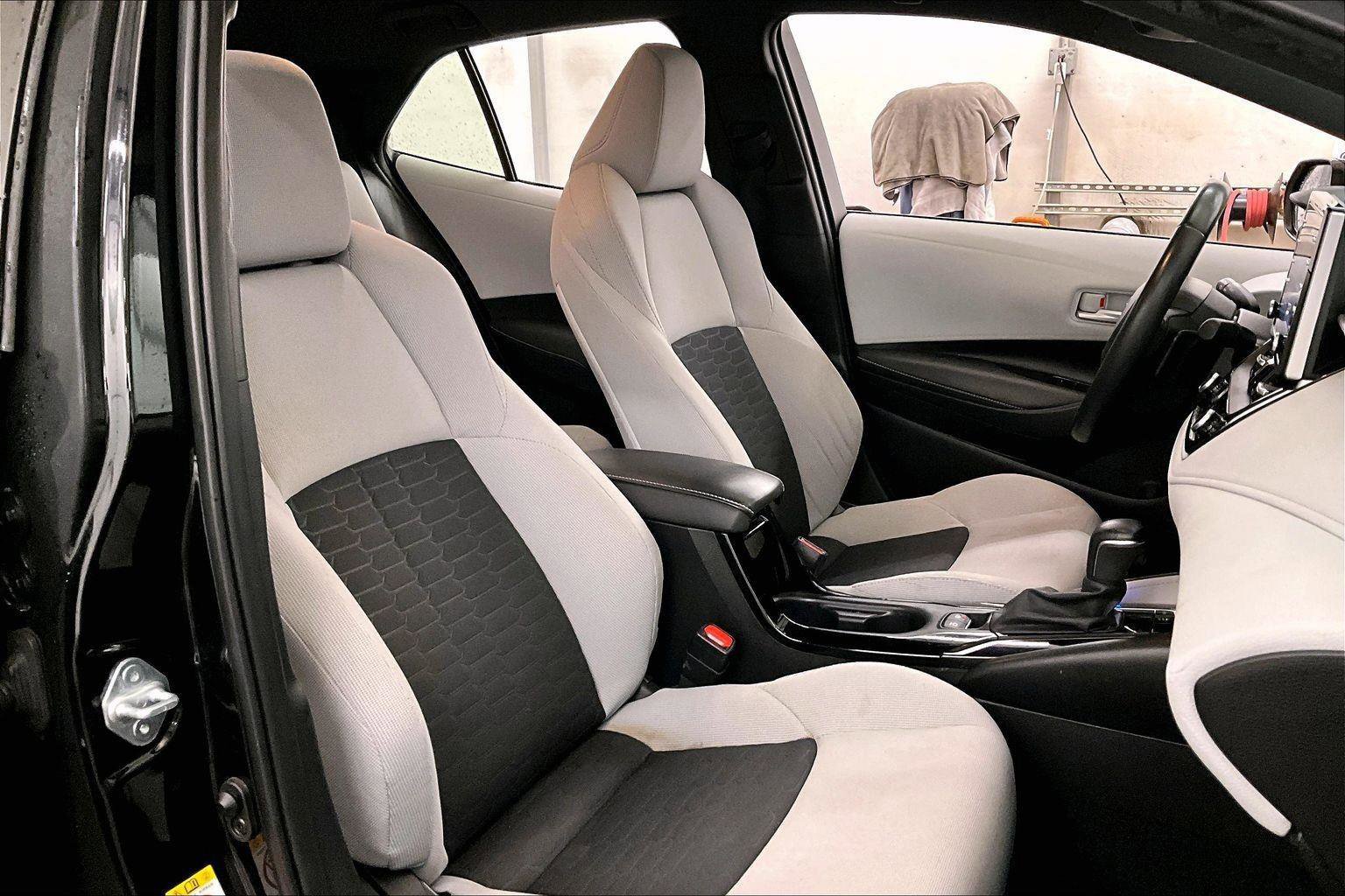 Used 2019 Toyota Corolla SE image 9