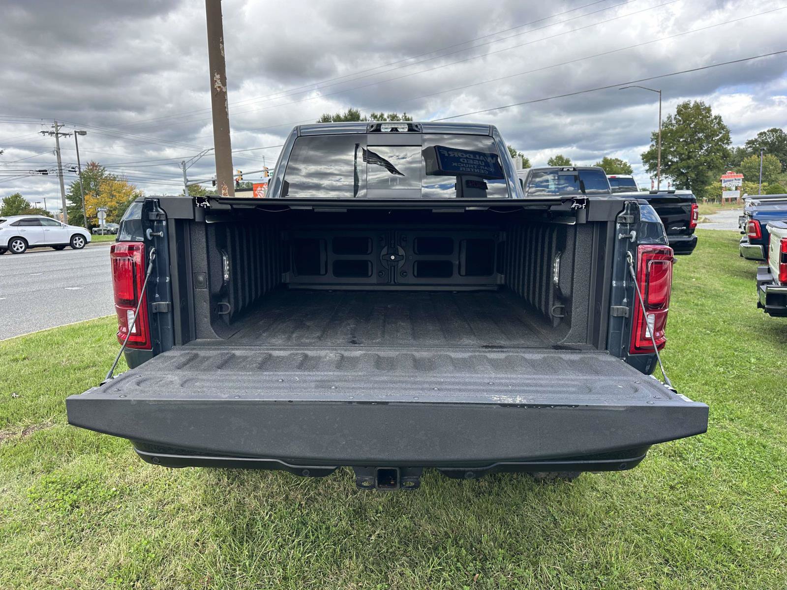 Used 2026 RAM 2500 Limited AWD/4WD image 33