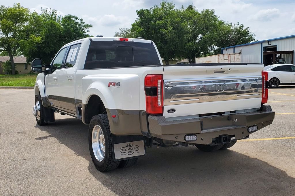 Certified 2026 Ford F450 King Ranch w/ FX4 Off-Road Package AWD/4WD image 31