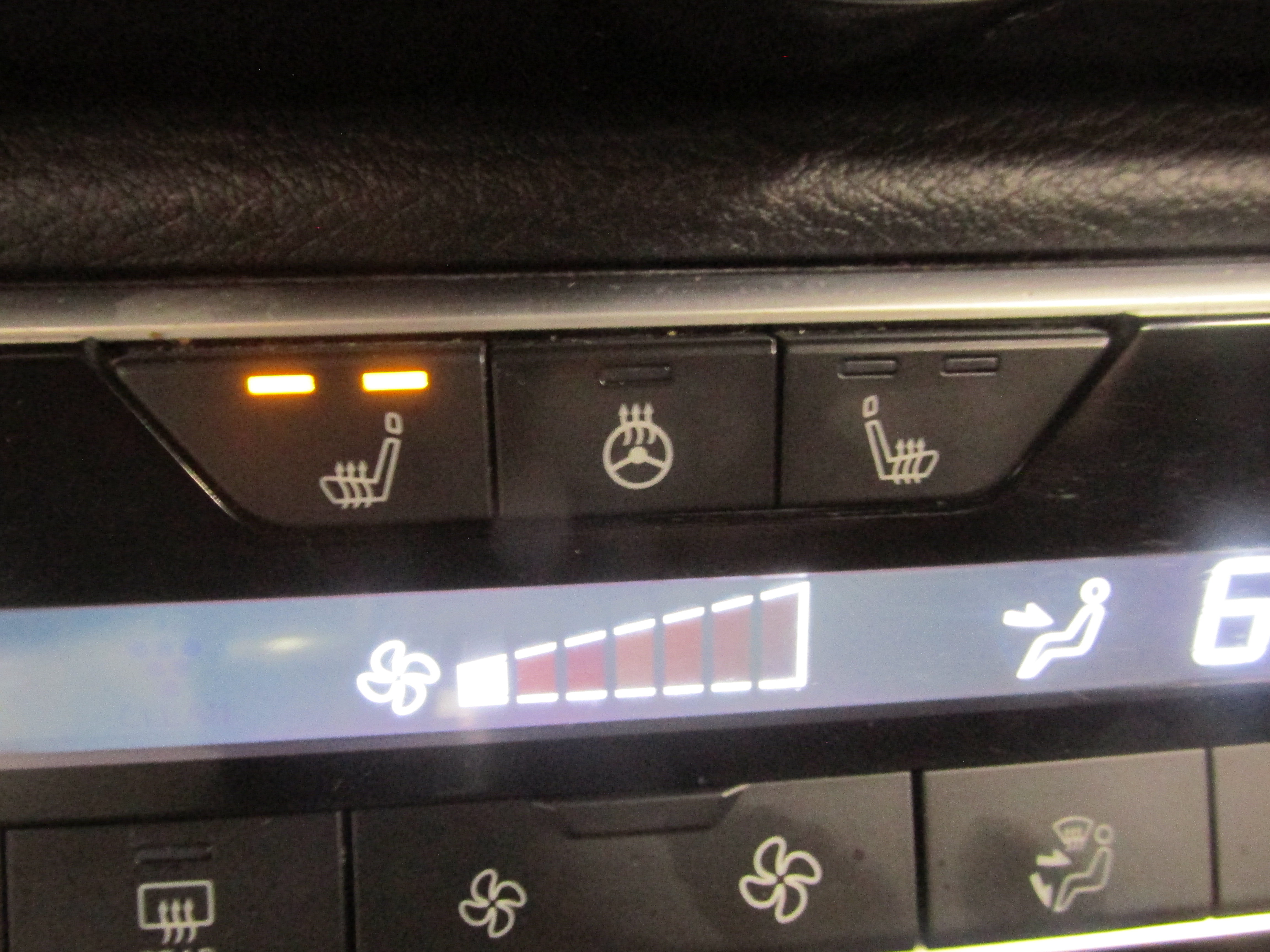 Used 2024 Nissan Sentra SV w/ All-Weather Package FWD image 34