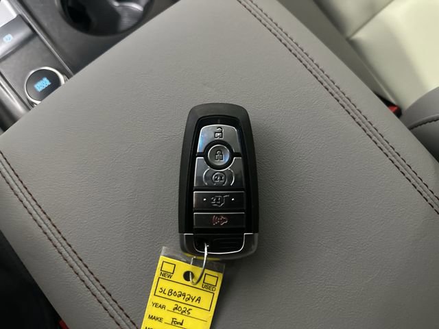 Certified 2025 Ford Explorer Active w/ Active Comfort Package AWD/4WD image 36