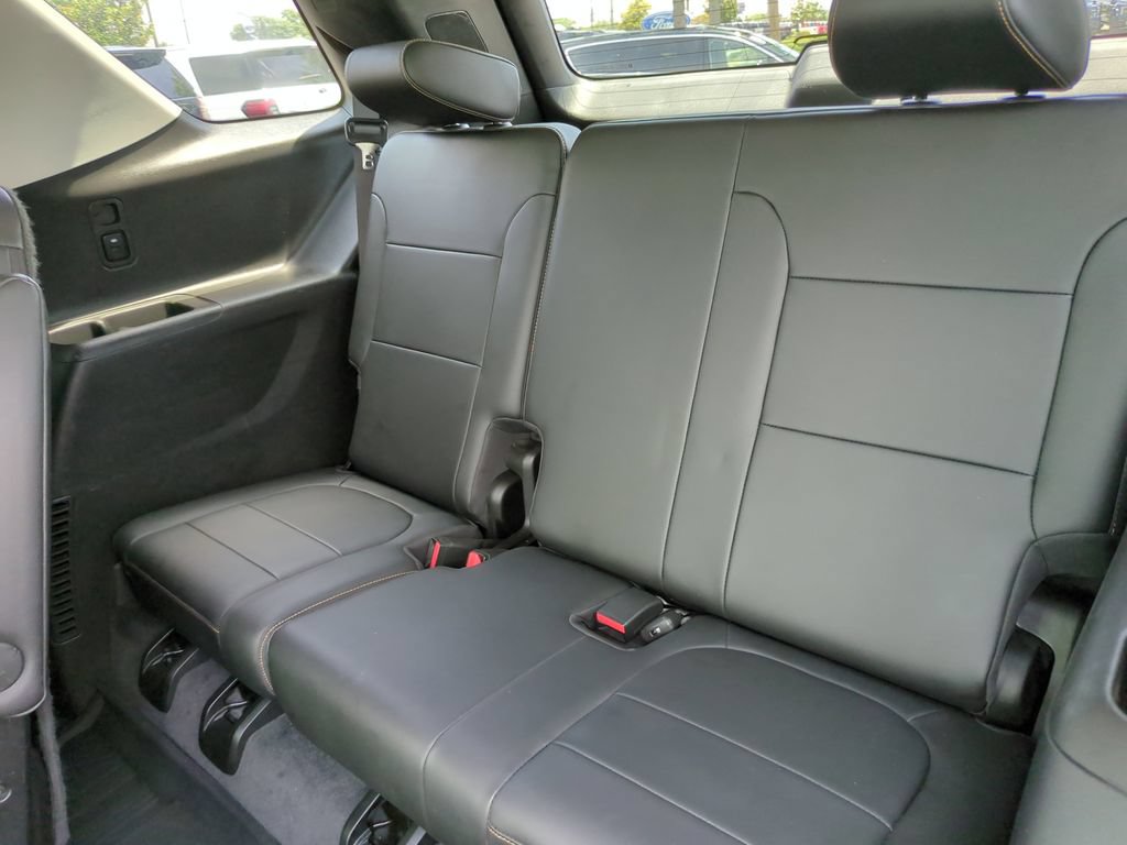 Used 2020 Chevrolet Traverse RS AWD/4WD image 21