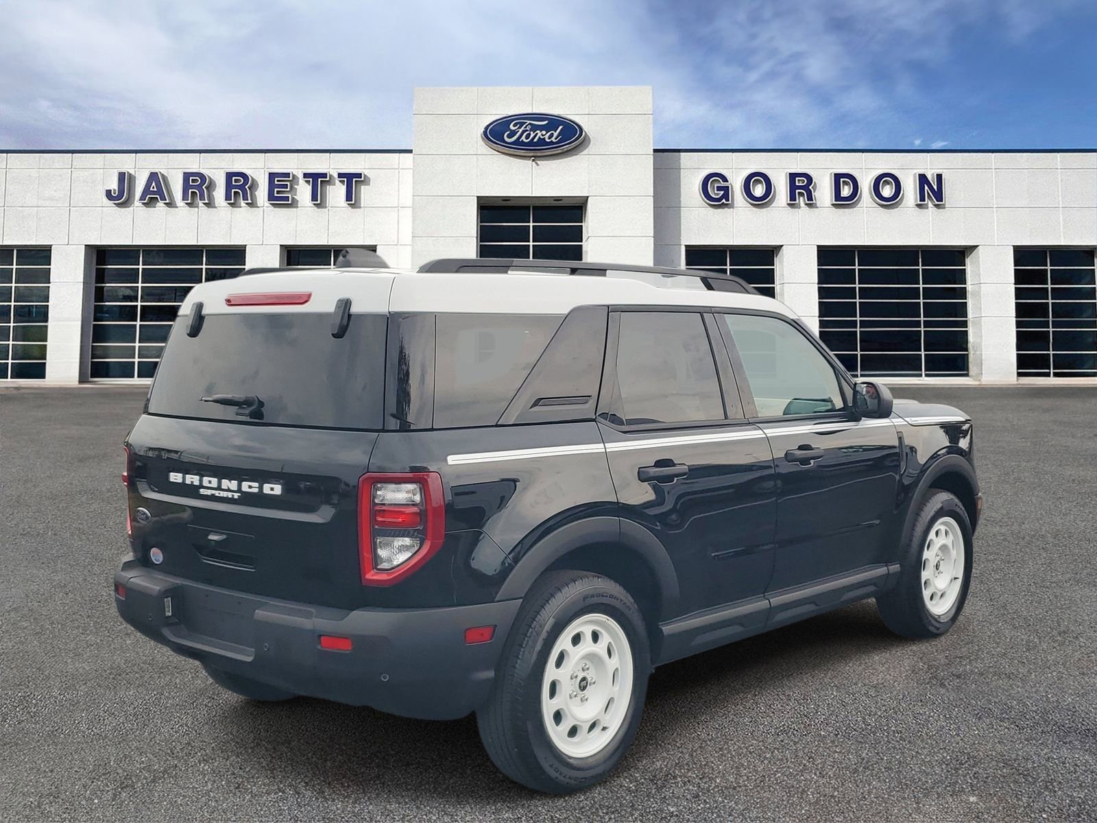 Certified 2025 Ford Bronco Sport Heritage w/ Convenience Package AWD/4WD image 4