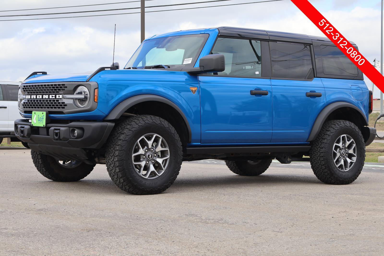 Certified 2025 Ford Bronco Badlands AWD/4WD image 4