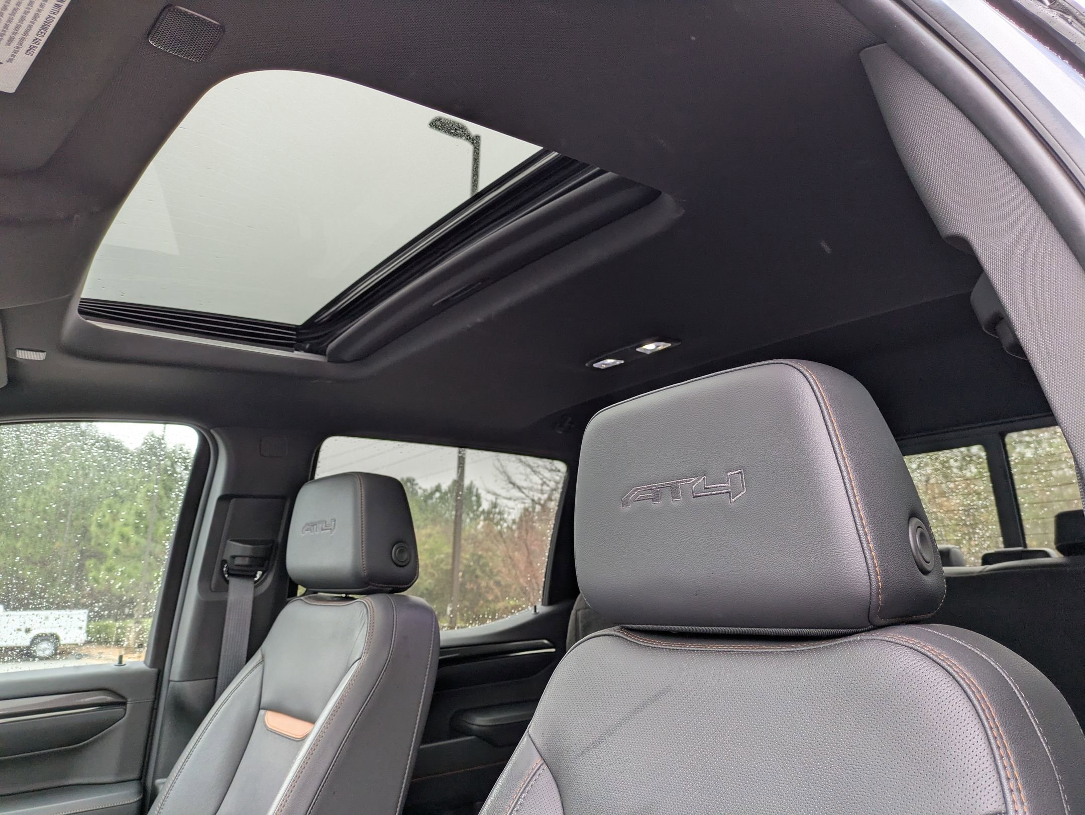 Used 2024 GMC Sierra 1500 AT4 w/ Technology Package image 27