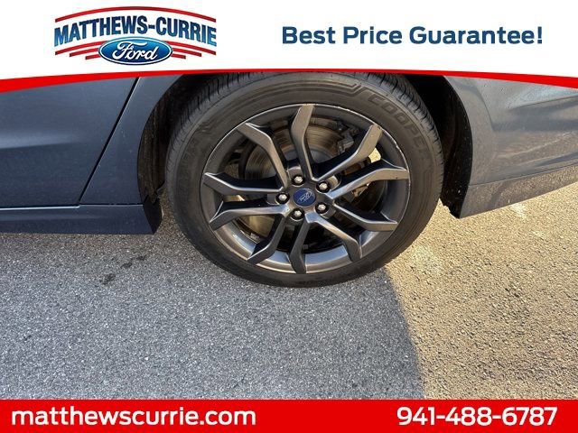 Certified 2018 Ford Fusion SE w/ Equipment Group 601A image 13