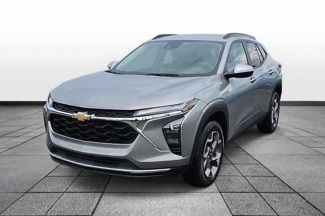 Used 2025 Chevrolet Trax LT w/ LT Convenience Package