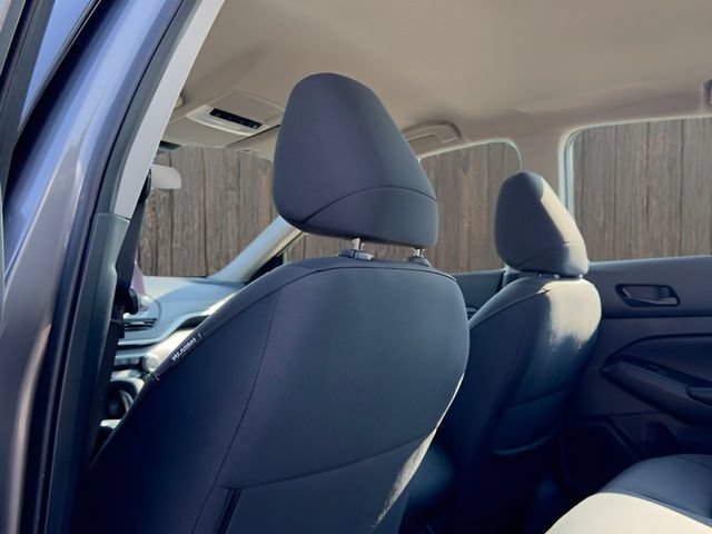 Used 2025 Nissan Altima 2.5 SV FWD image 18