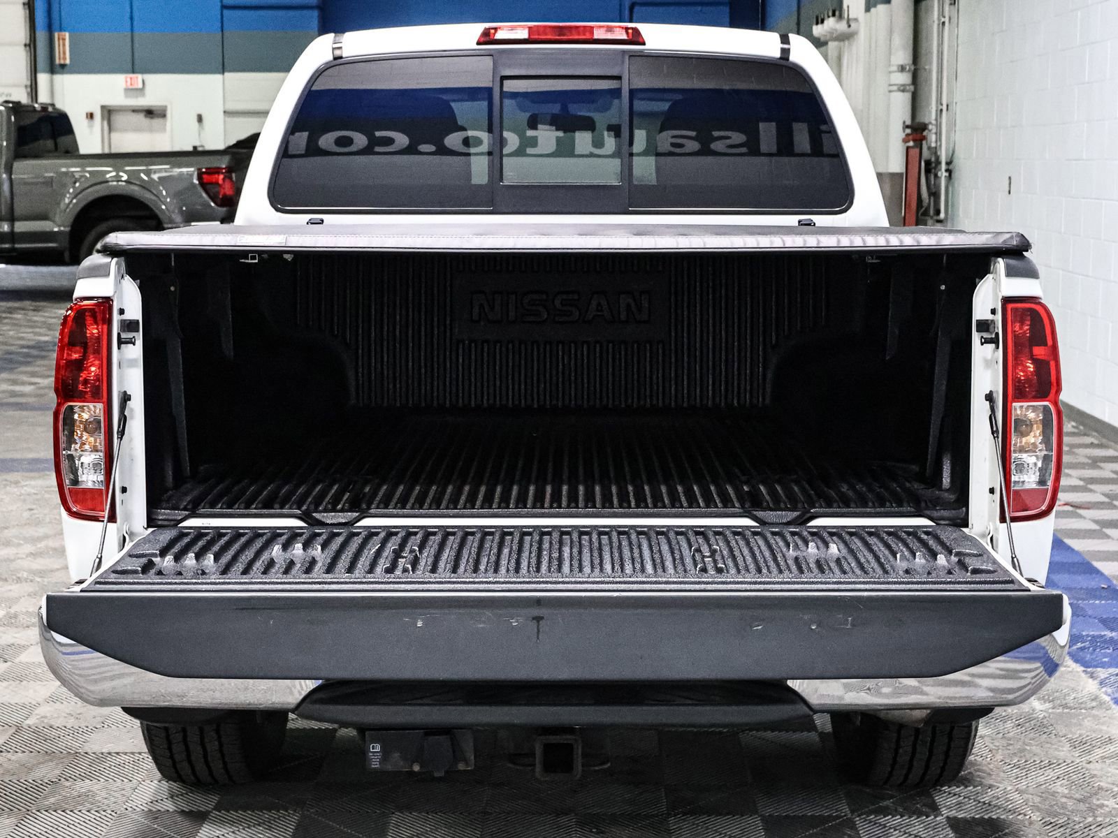 Used 2019 Nissan Frontier SV image 17