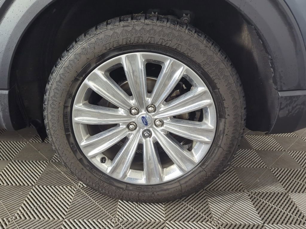 Certified 2023 Ford Explorer Limited w/ Equipment Group 301A AWD/4WD image 13