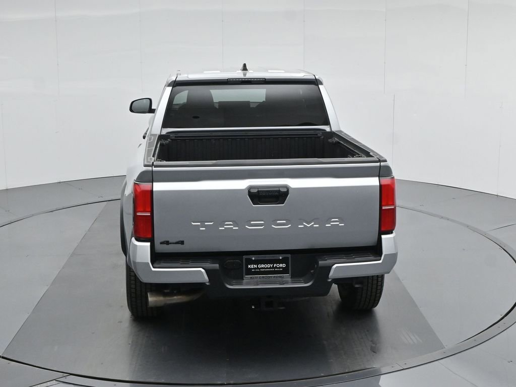 Used 2024 Toyota Tacoma TRD Off-Road image 37