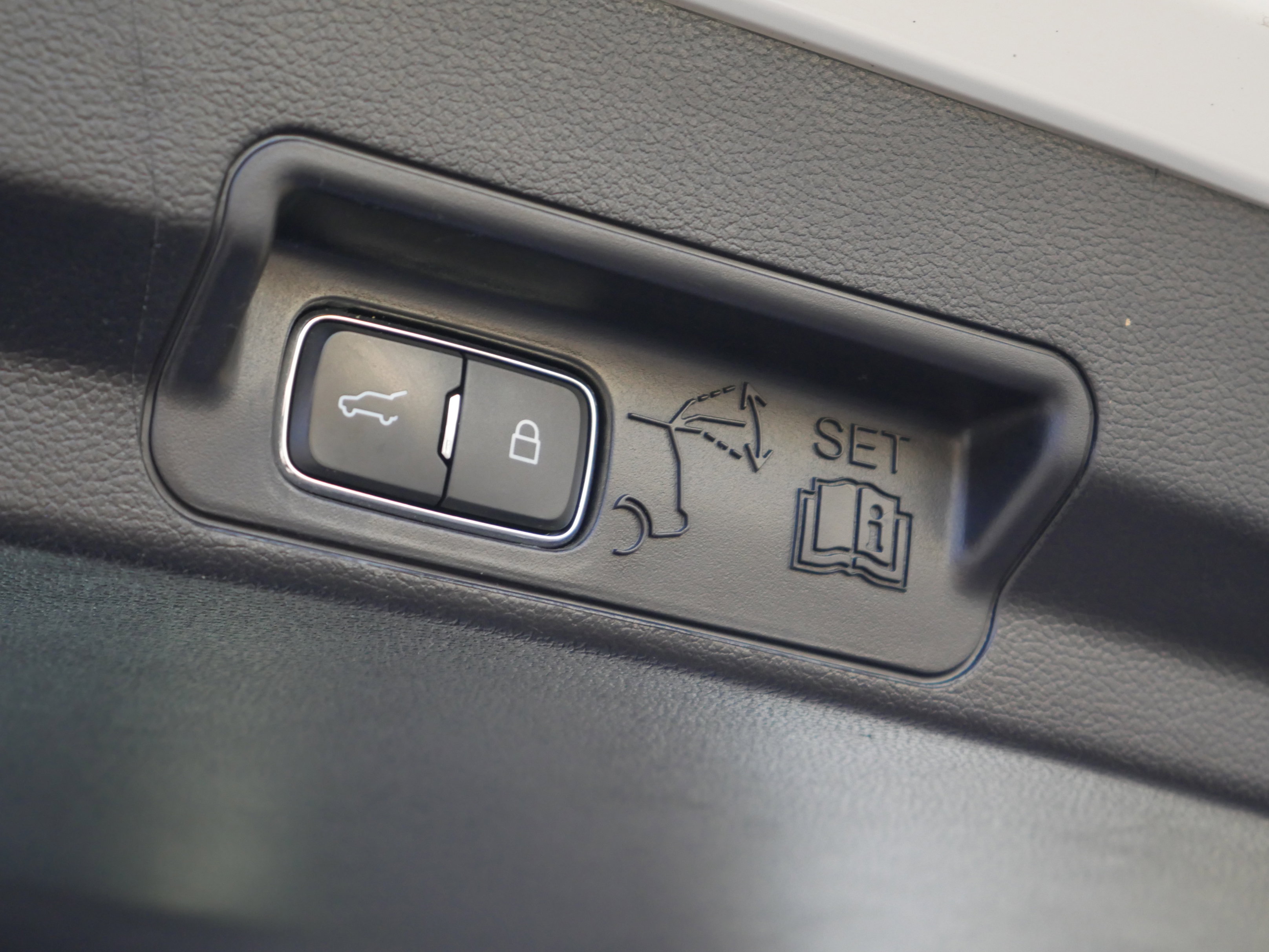 Certified 2022 Ford Explorer ST w/ Equipment Group 401A image 26