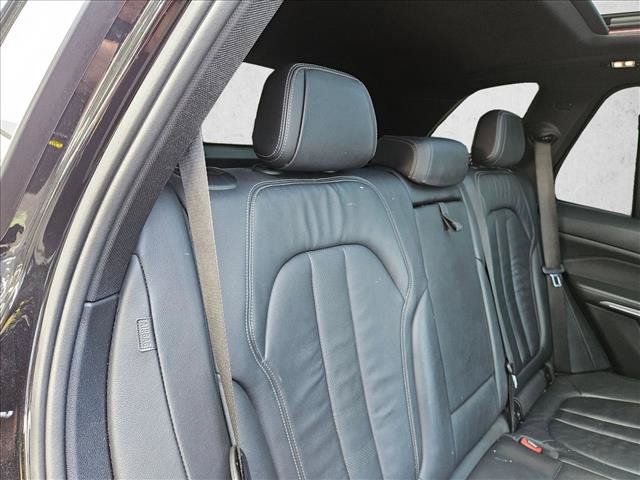 Used 2019 BMW X5 xDrive40i w/ Convenience Package AWD/4WD image 16