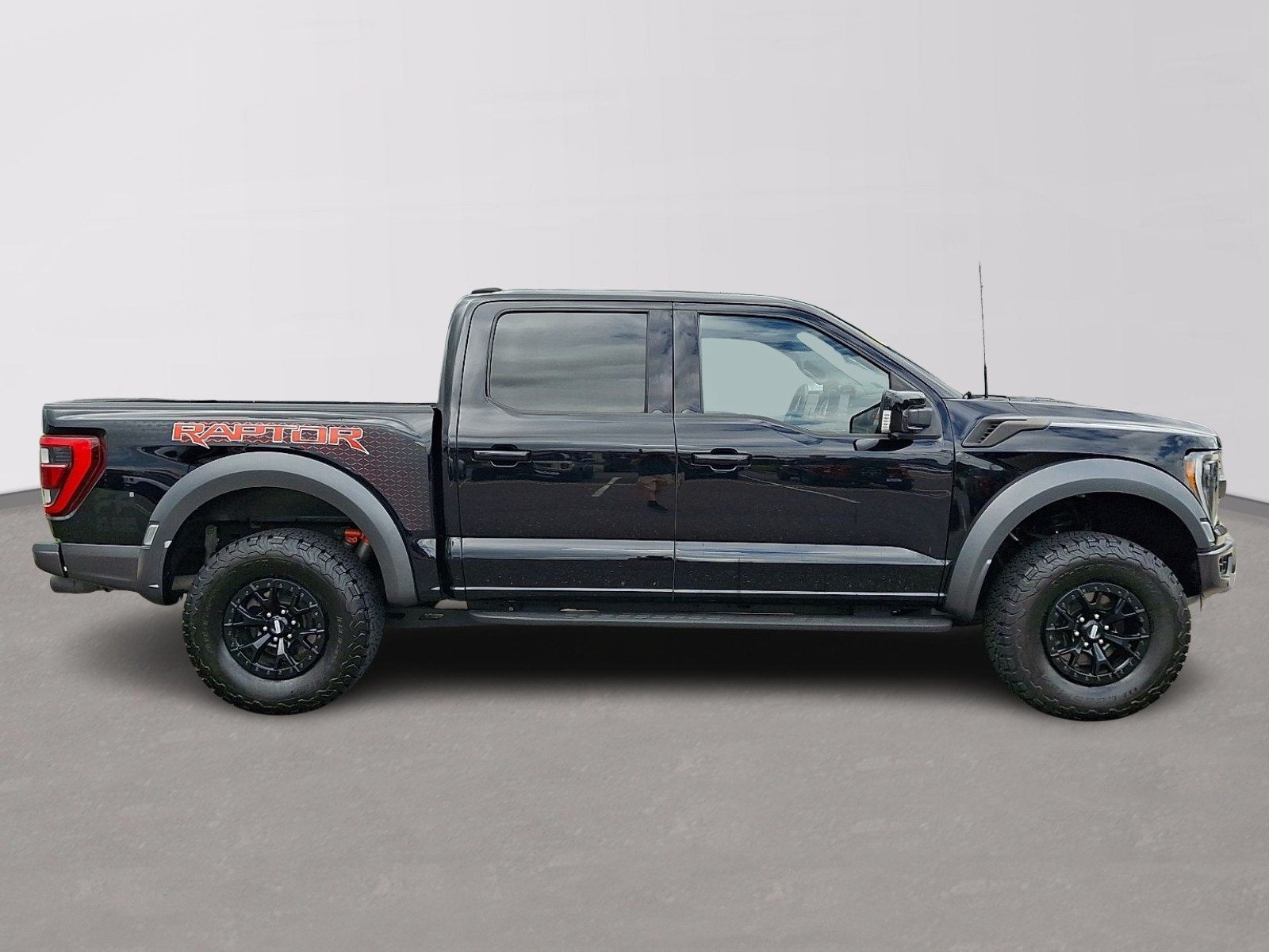 Certified 2022 Ford F150 Raptor w/ Equipment Group 801A High AWD/4WD image 7