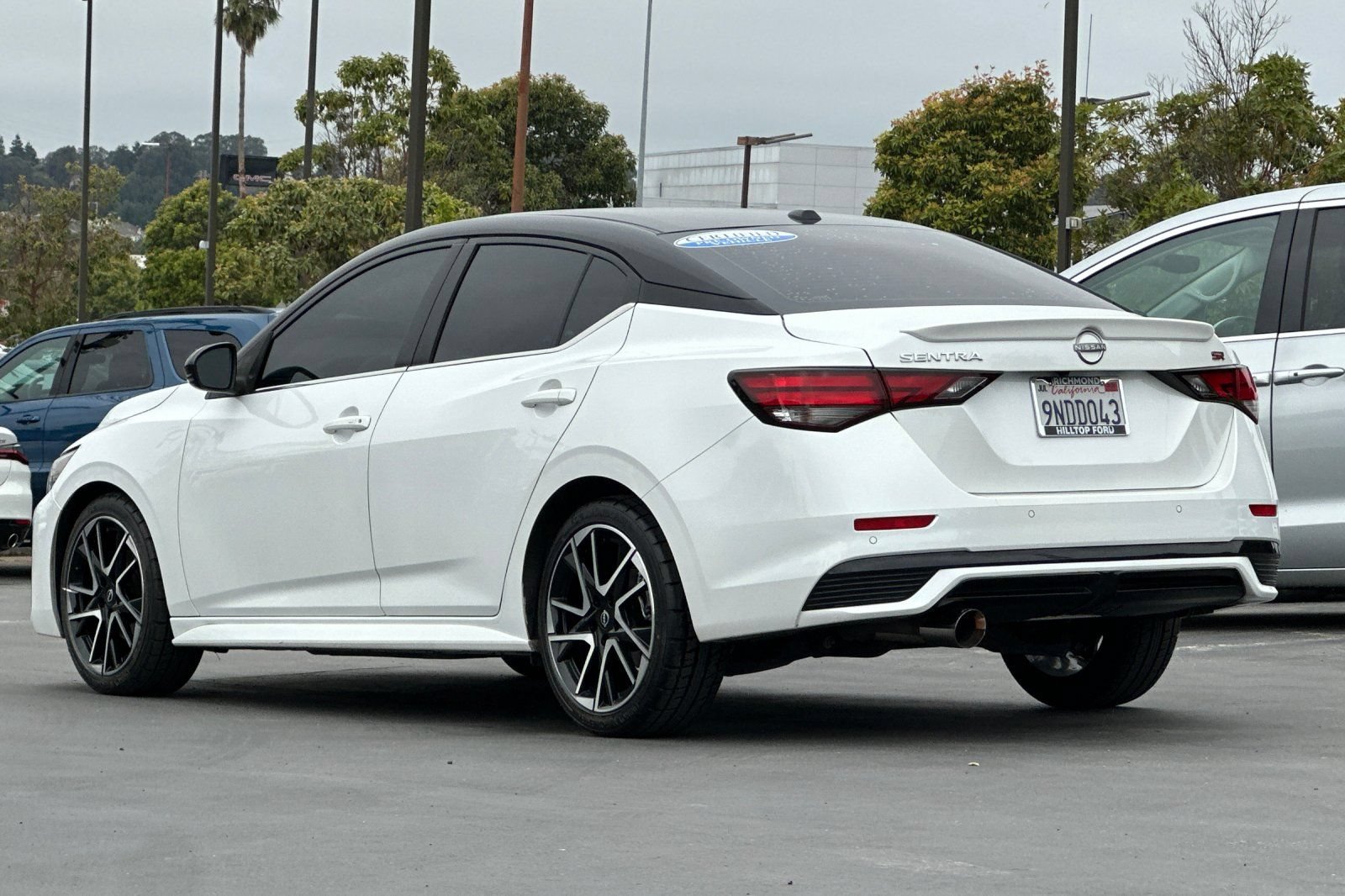 Used 2024 Nissan Sentra SR w/ Lighting Package FWD image 8