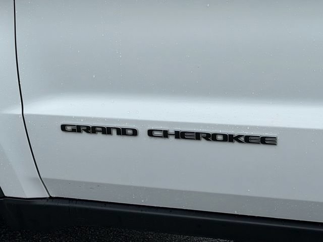 Used 2021 Jeep Grand Cherokee Limited AWD/4WD image 5