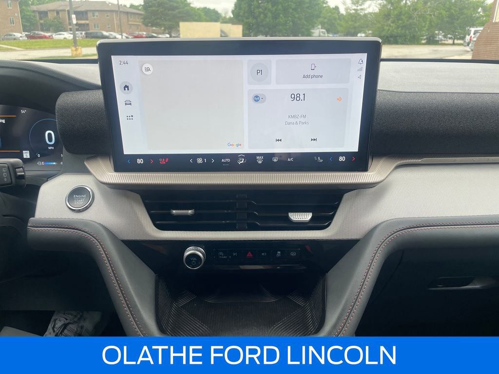 Certified 2025 Ford Explorer Active w/ Active Comfort Package AWD/4WD image 13