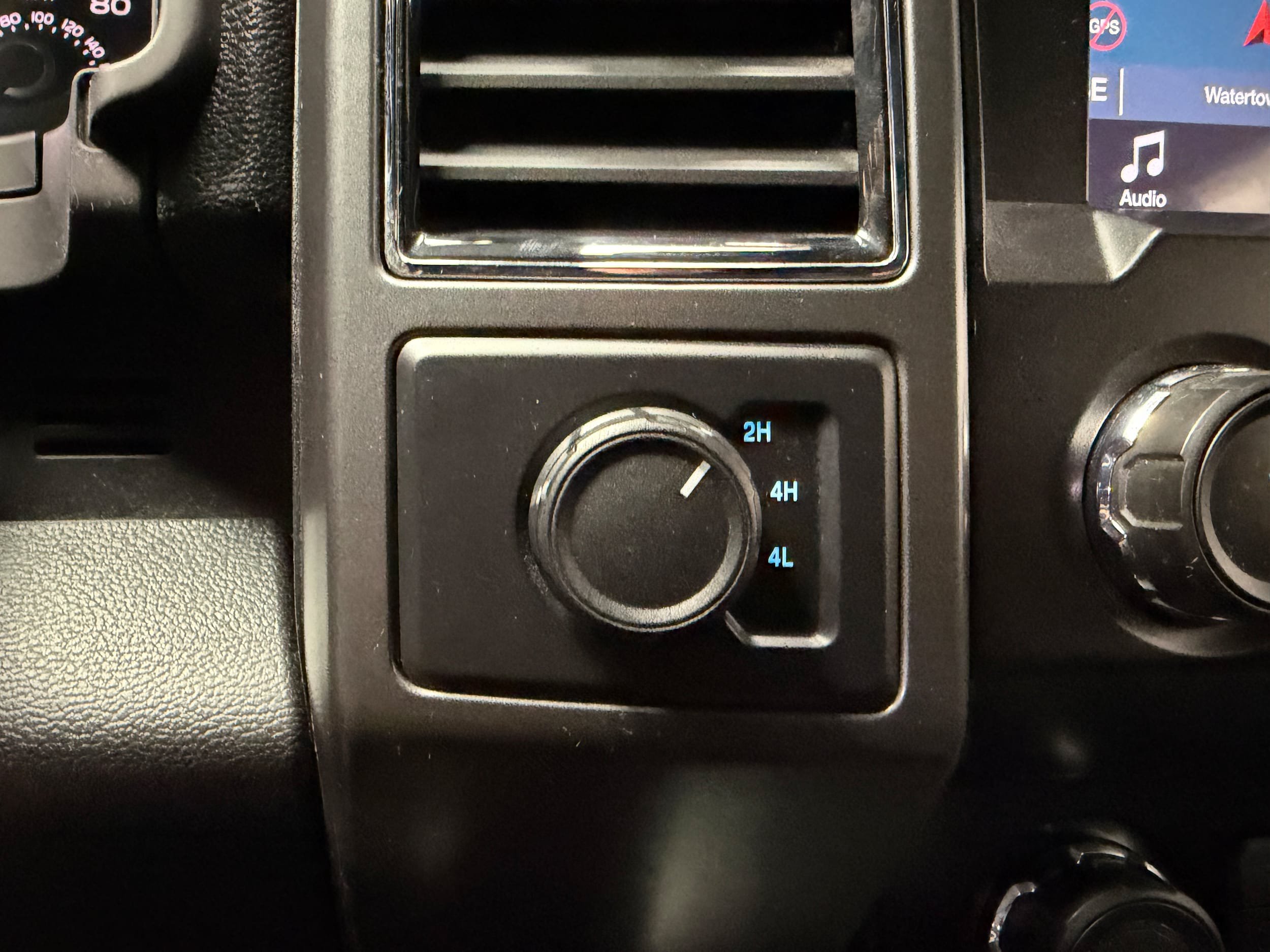 Certified 2019 Ford F150 XLT w/ Equipment Group 302A Luxury AWD/4WD image 21