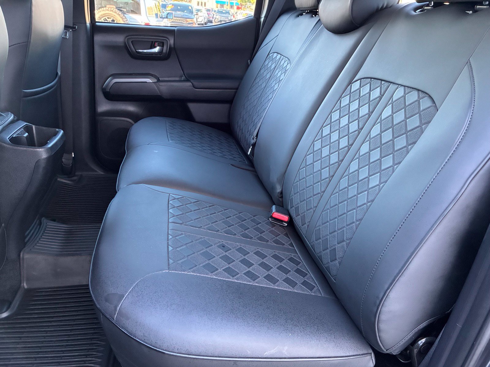 Used 2020 Toyota Tacoma TRD Off-Road AWD/4WD image 17