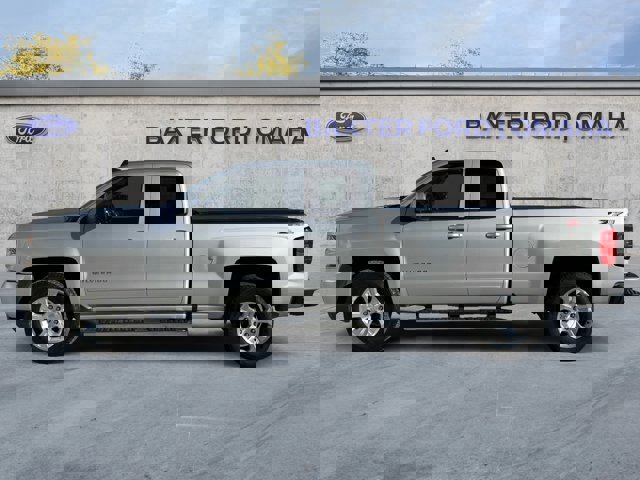 Used 2018 Chevrolet Silverado 1500 LT w/ All Star Edition image 2