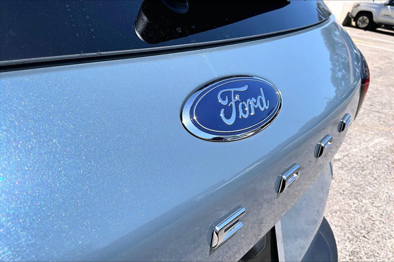 Certified 2024 Ford Escape Active w/ Cold Weather Package FWD image 31