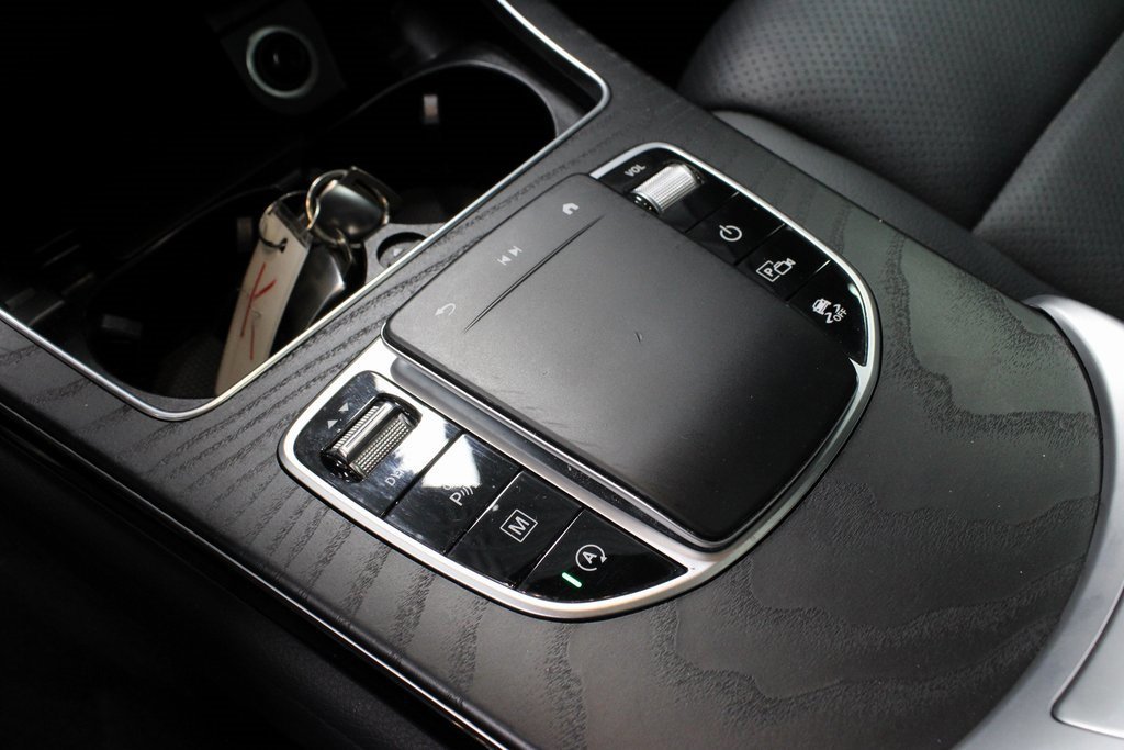 Used 2021 Mercedes-Benz GLC 300 image 33