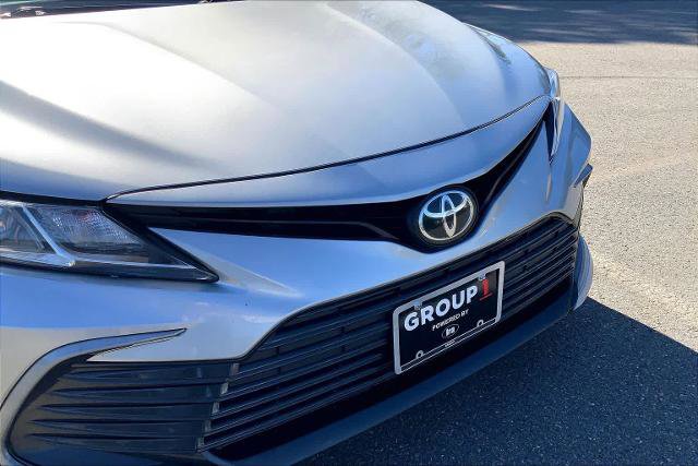 Used 2021 Toyota Camry LE FWD image 32