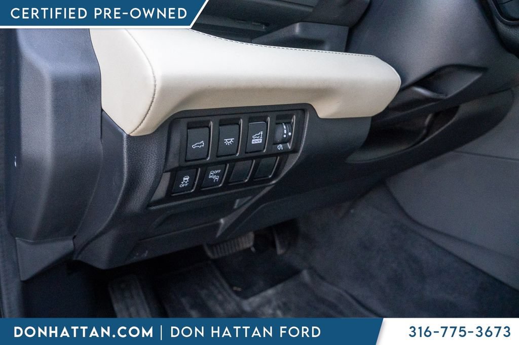 Used 2022 Subaru Ascent Limited AWD/4WD image 16