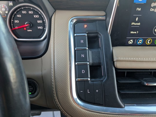 Used 2021 Chevrolet Tahoe Premier w/ Premium Package image 26